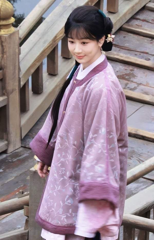 图片来源:微博超话@杨紫